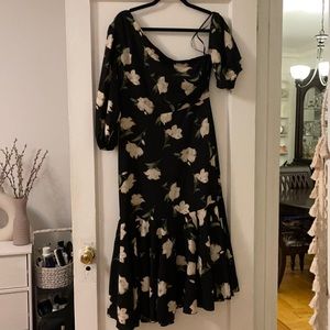 Lulu’s Black Floral Print Asymmetrical Midi Dress